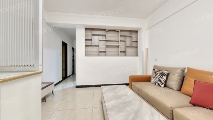 嘉怡苑二手房实景图