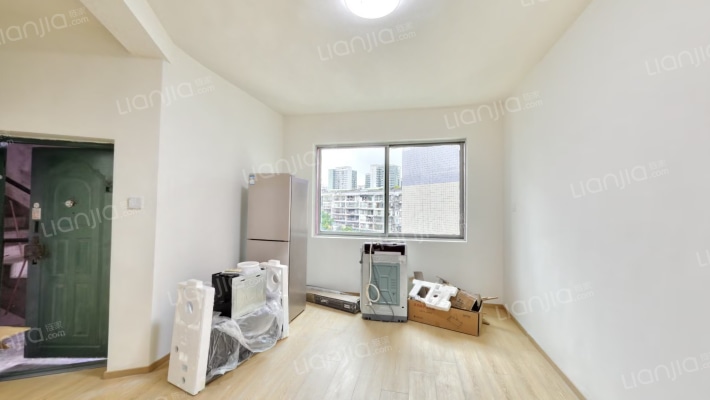 宝桐花园二手房实景图