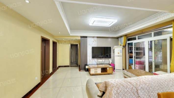 御城华府二手房实景图