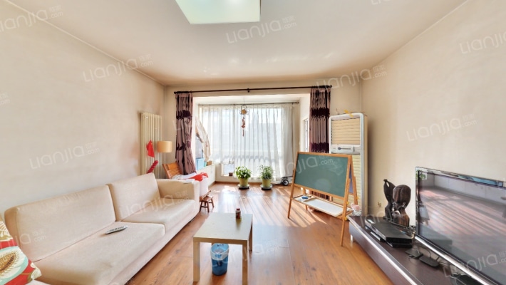 美利新世界二手房实景图