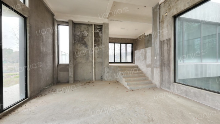 音昱水中天二手房实景图