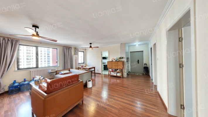 宝成雅园二手房实景图