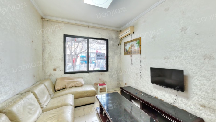 鸥鹏大道380号二手房实景图