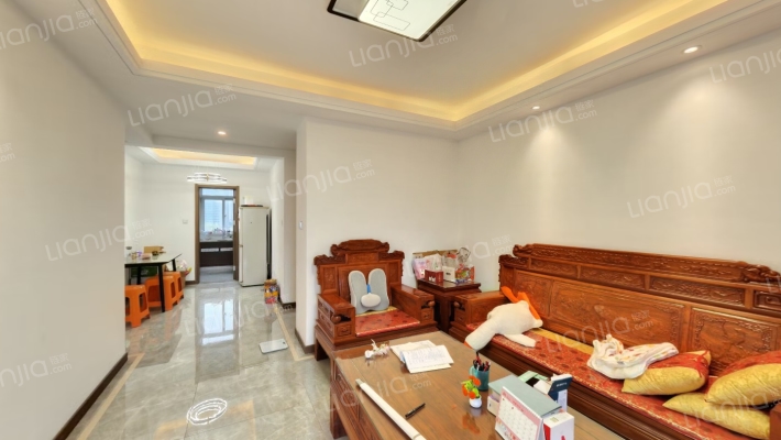 中大长江紫都七期二手房实景图