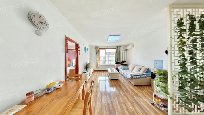 右外大街4号院二手房实景图