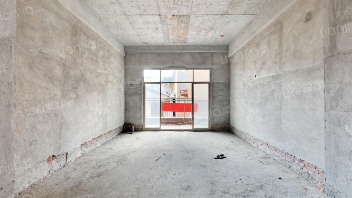 长命水村二手房实景图