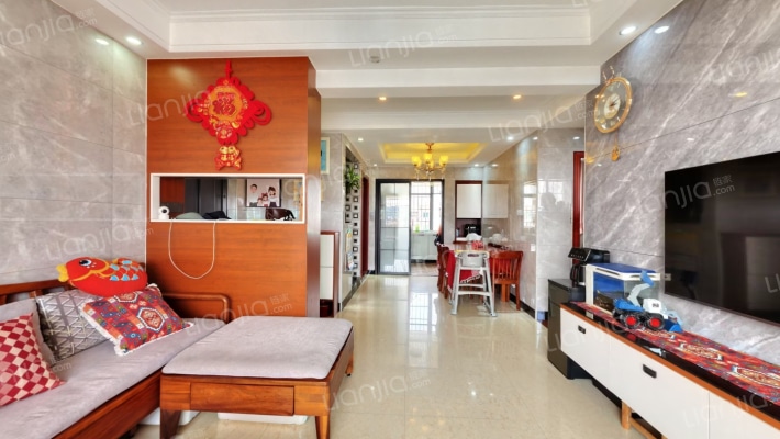 钟村镇解放路二手房实景图