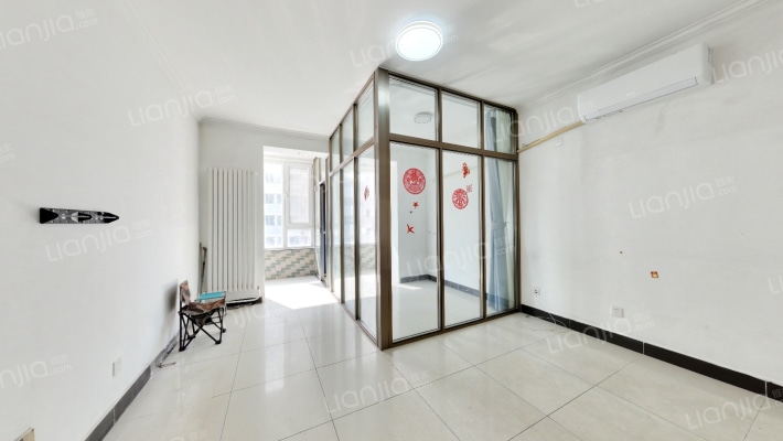 鼎晟国际二手房实景图