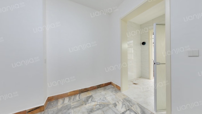 南建华街二手房实景图