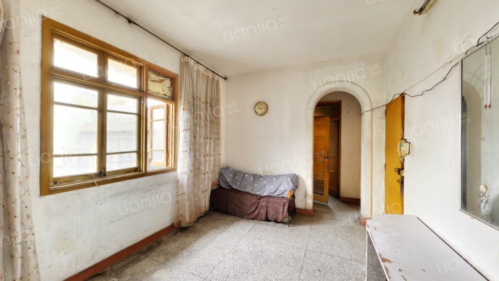 曾家岩社区二手房实景图