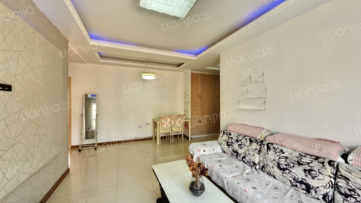 鸿盛家园二手房实景图