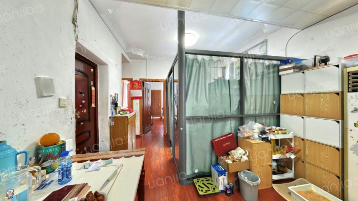 皮塑宿舍二手房实景图