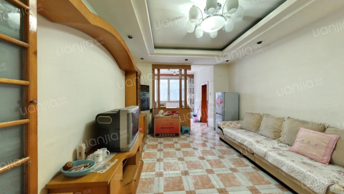 东街31号建工局宿舍二手房实景图