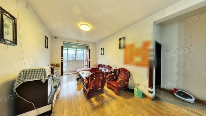 世发家园二期二手房实景图