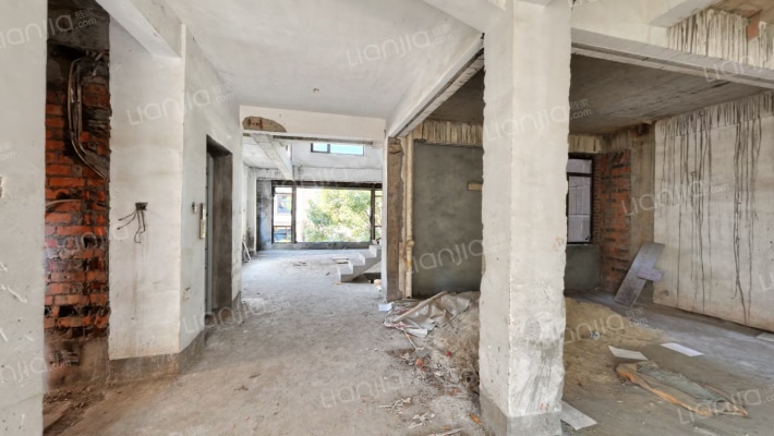 禹洲澜山墅二手房实景图