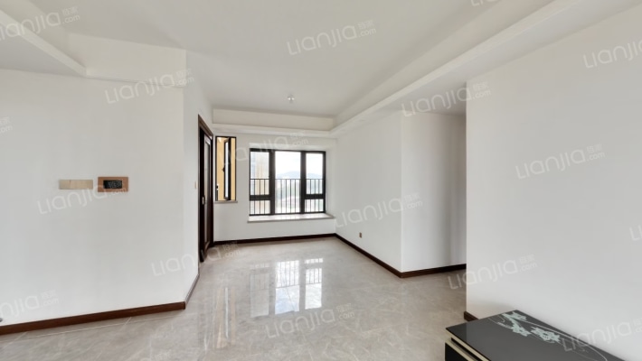 颐安云玺二手房实景图