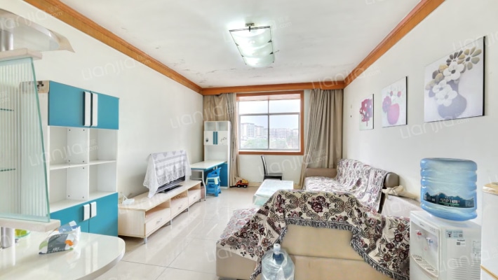 红石一街二手房实景图