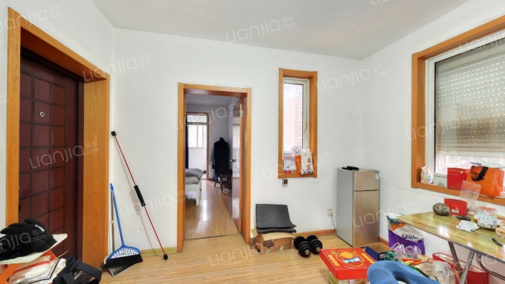 滨河新苑一期二手房实景图