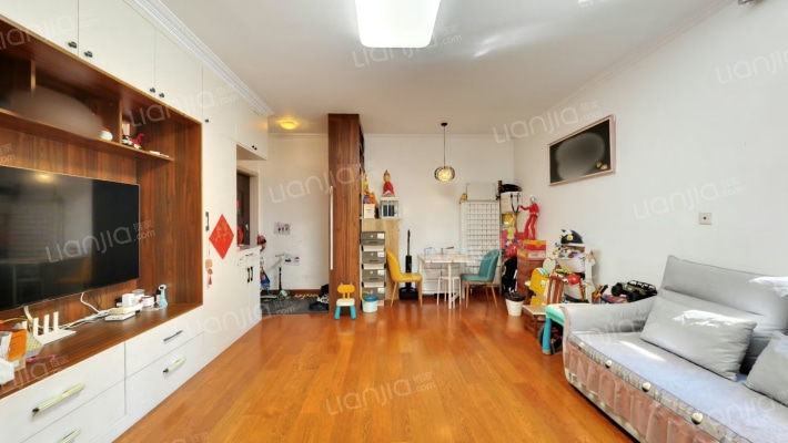 旭辉一合相二手房实景图