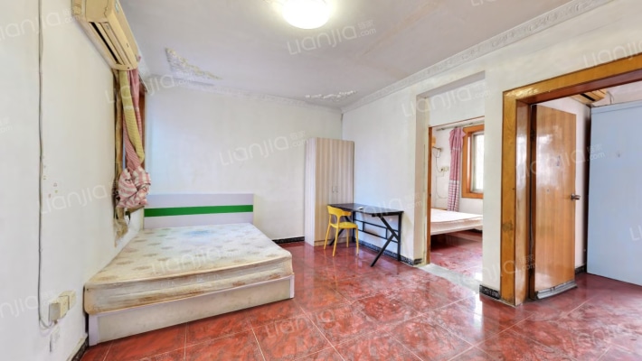 芳草东街64号二手房实景图