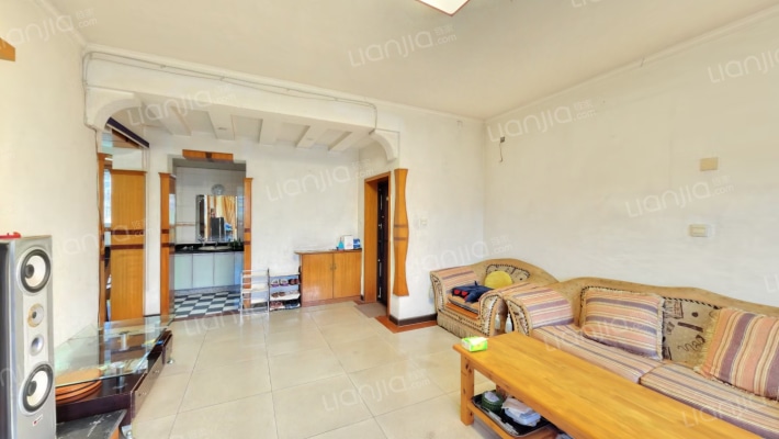 雅水居二手房实景图