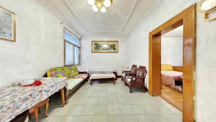 洪山区中医院宿舍二手房实景图