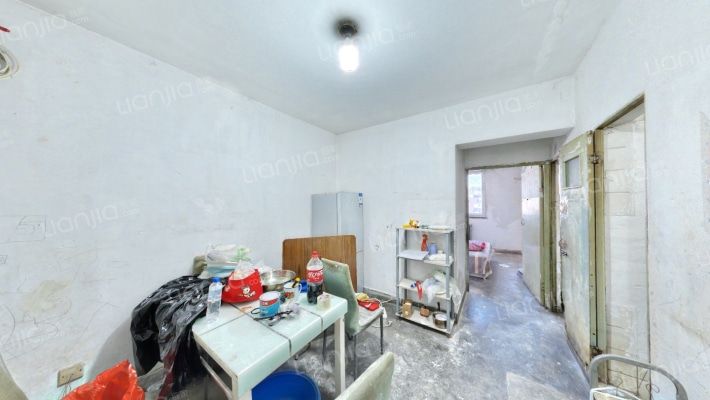 康静里二手房实景图