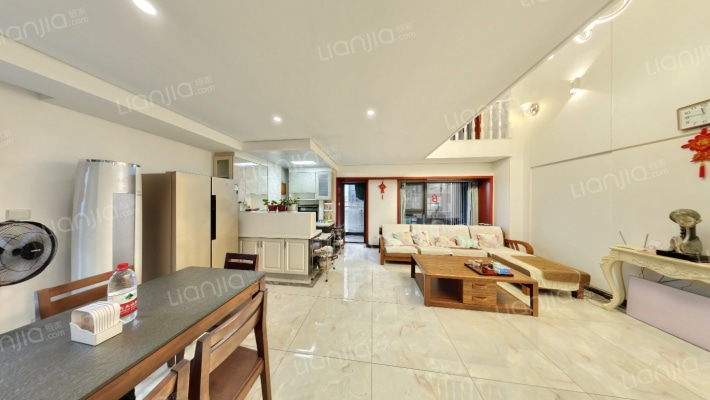 美苑楼尚二手房实景图