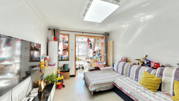 临镜苑二手房实景图