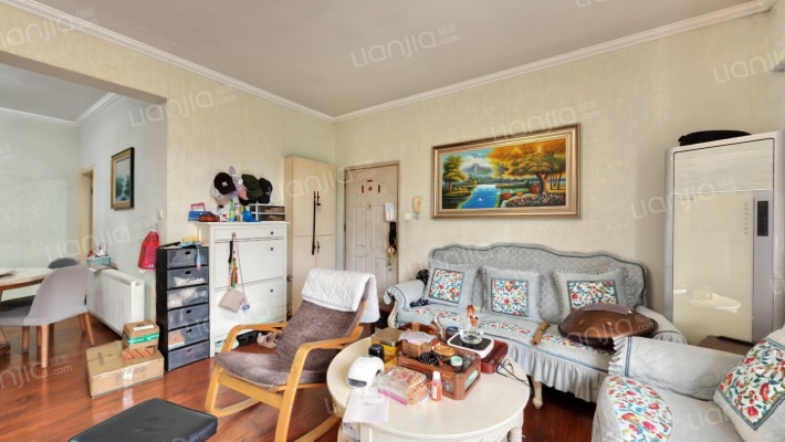 东方花园建行小区二手房实景图