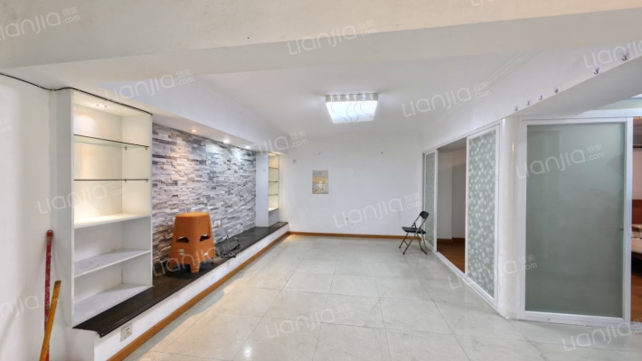 华美大厦二手房实景图