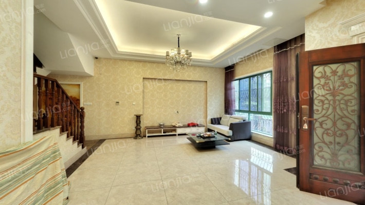 赛格特日月星苑西区二手房实景图