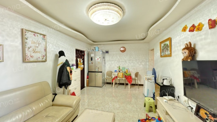 新兴家园二手房实景图