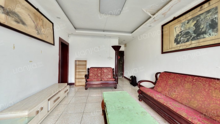 水碾河南三街18号二手房实景图