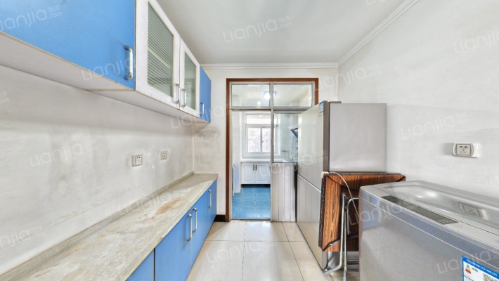 育树四条二手房实景图