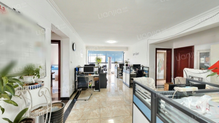 苏宁尊悦大厦二手房实景图