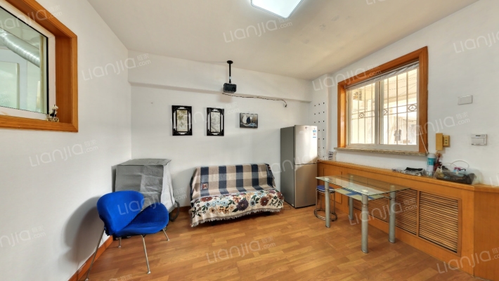 光伸外企公寓二手房实景图