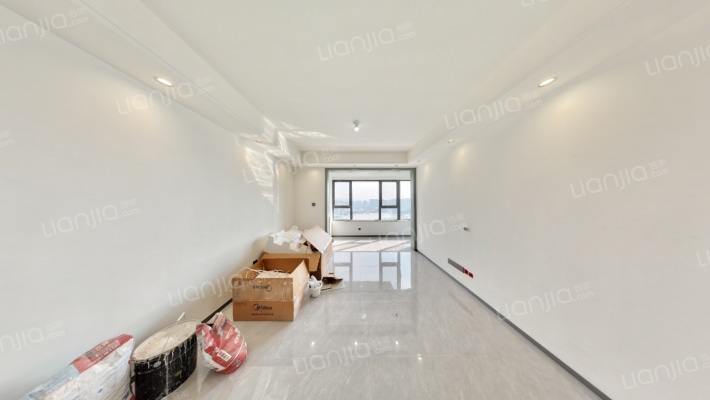 公用瑞马观湖二手房实景图