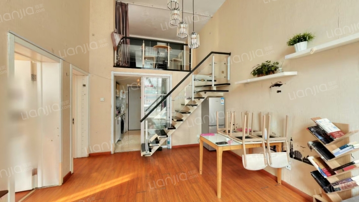 蔚蓝轩二手房实景图