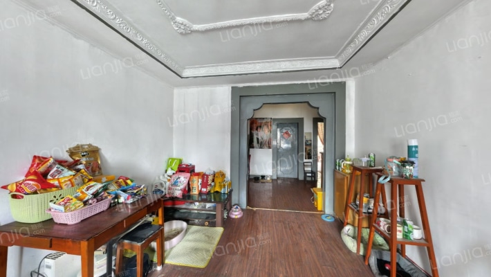 工人医院宿舍二手房实景图