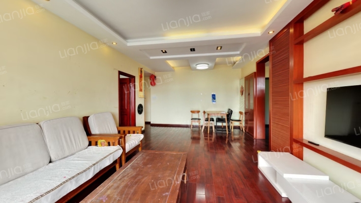 岳家嘴小区三期二手房实景图