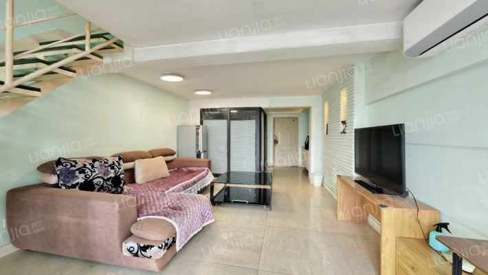 彩世界二手房实景图