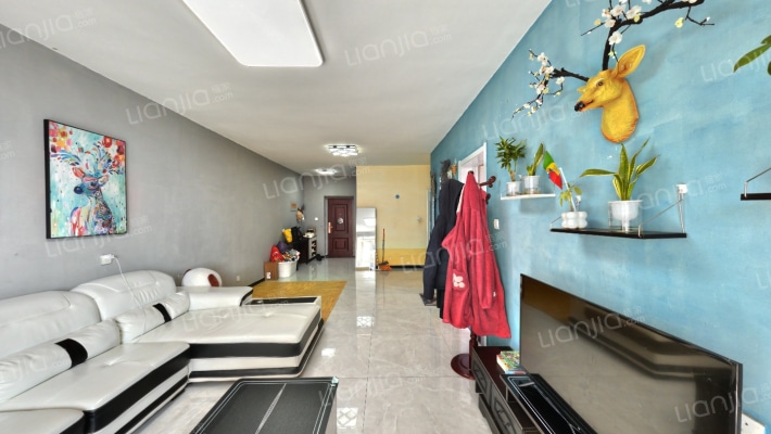 厚德海山锦园二手房实景图