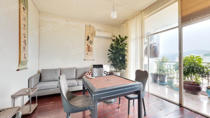 消防综合楼二手房实景图