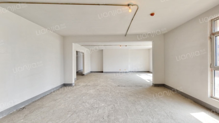 月亮河七星公馆二手房实景图