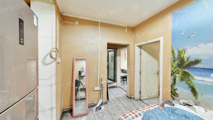 建国路100号二手房实景图