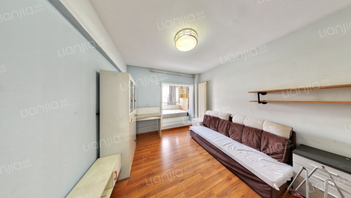 重汽彩世界二手房实景图