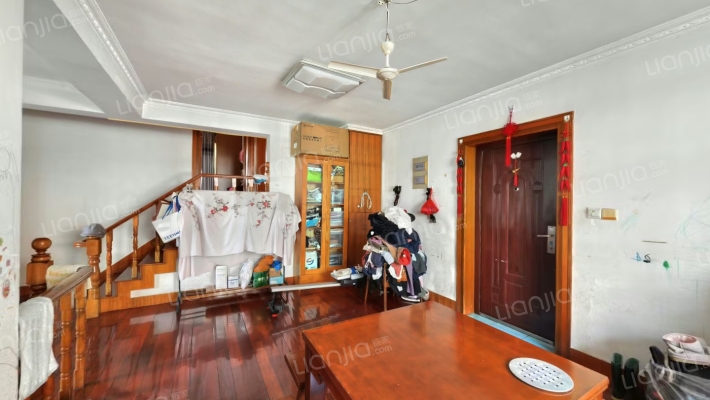 佳运花园二手房实景图