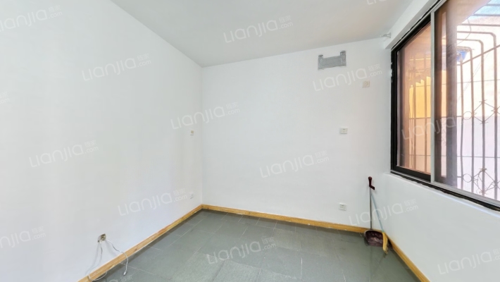 金河路71号二手房实景图