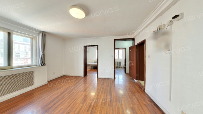 小关北里二手房实景图